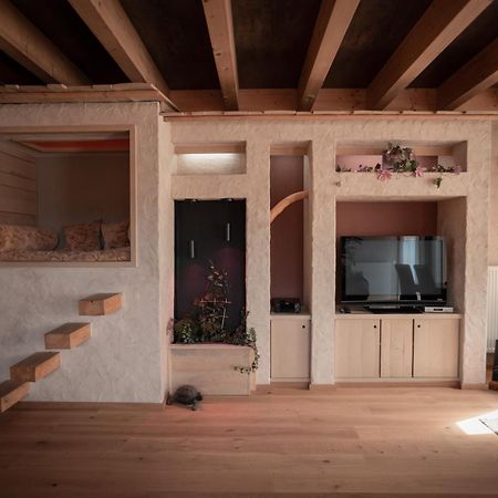 Suedlaendisches Chalet Mit Hauseigener Sauna Viechtach Eksteriør billede